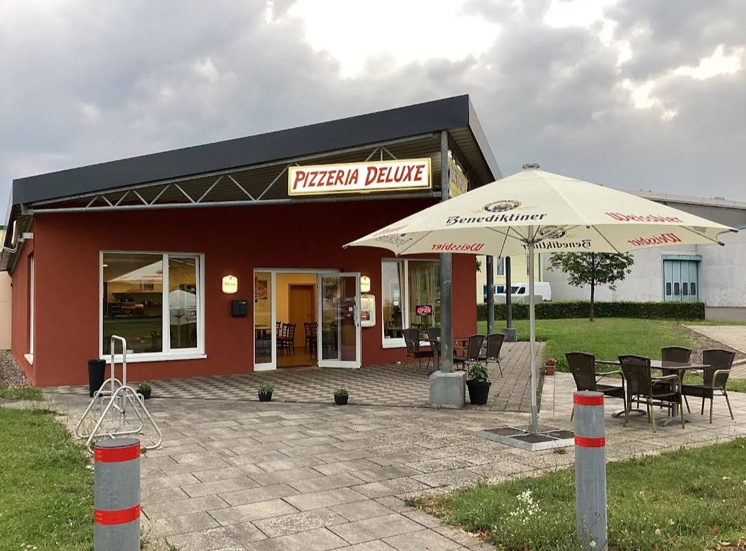 Pizzeria Deluxe
